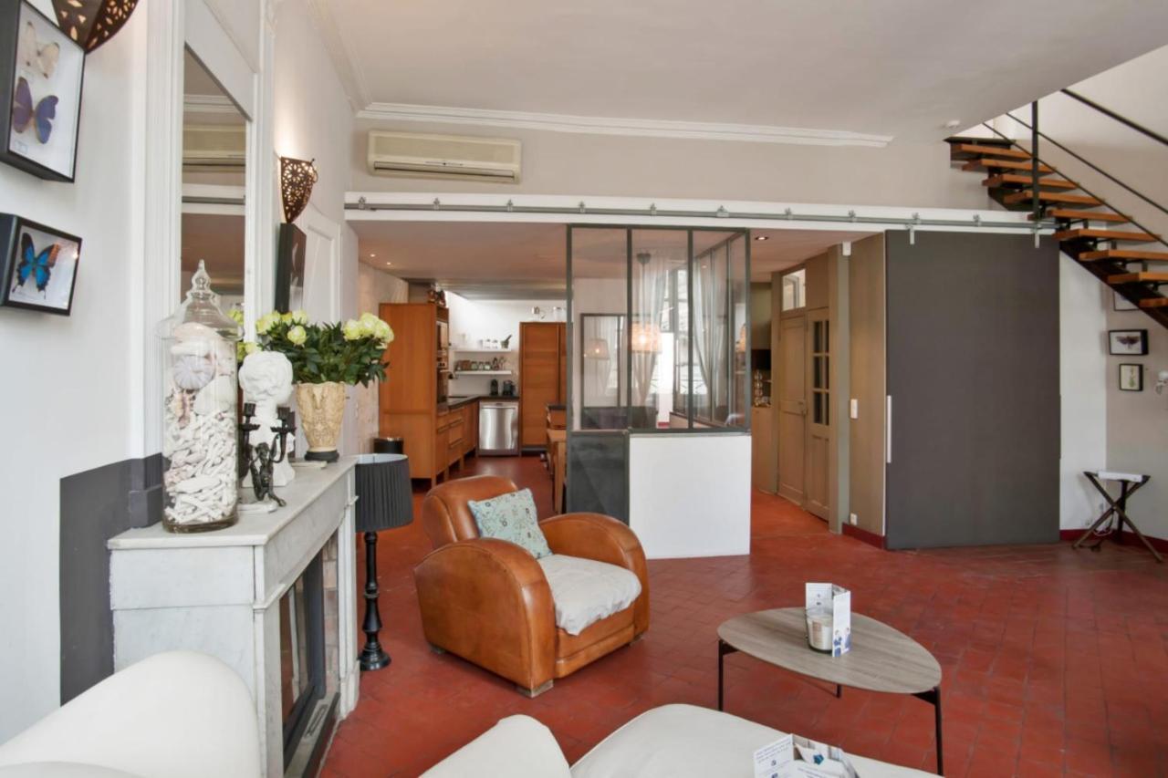 Charming And Large Duplex Flat With Beautiful Terrace In