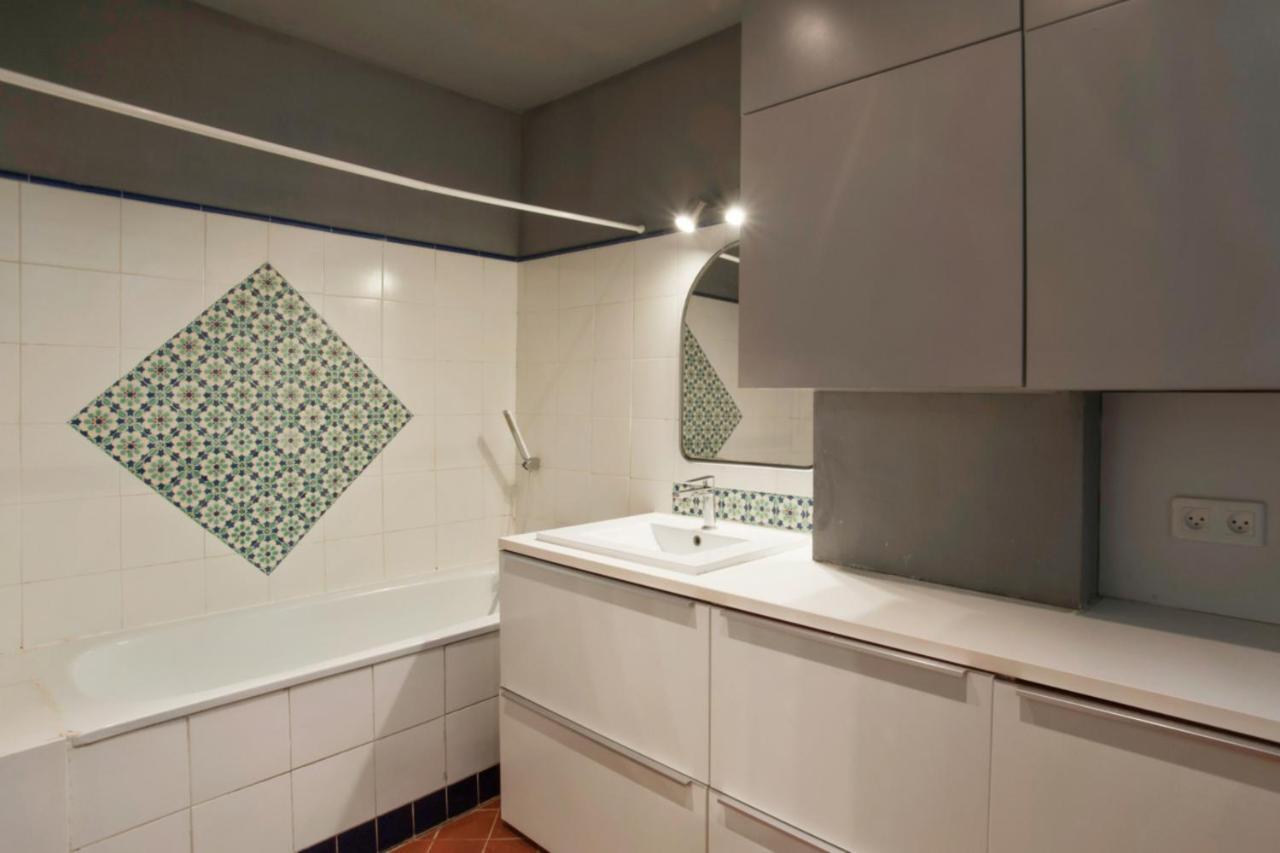 Apartment Charming And Large Duplex Flat With Beautiful Terrace In *